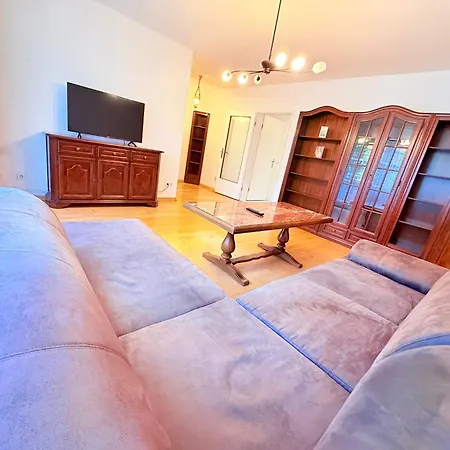 Apartment Altmodische 3