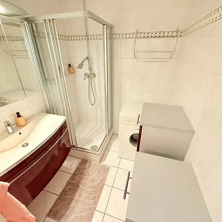 Altmodische 3 * Monheim am Rhein